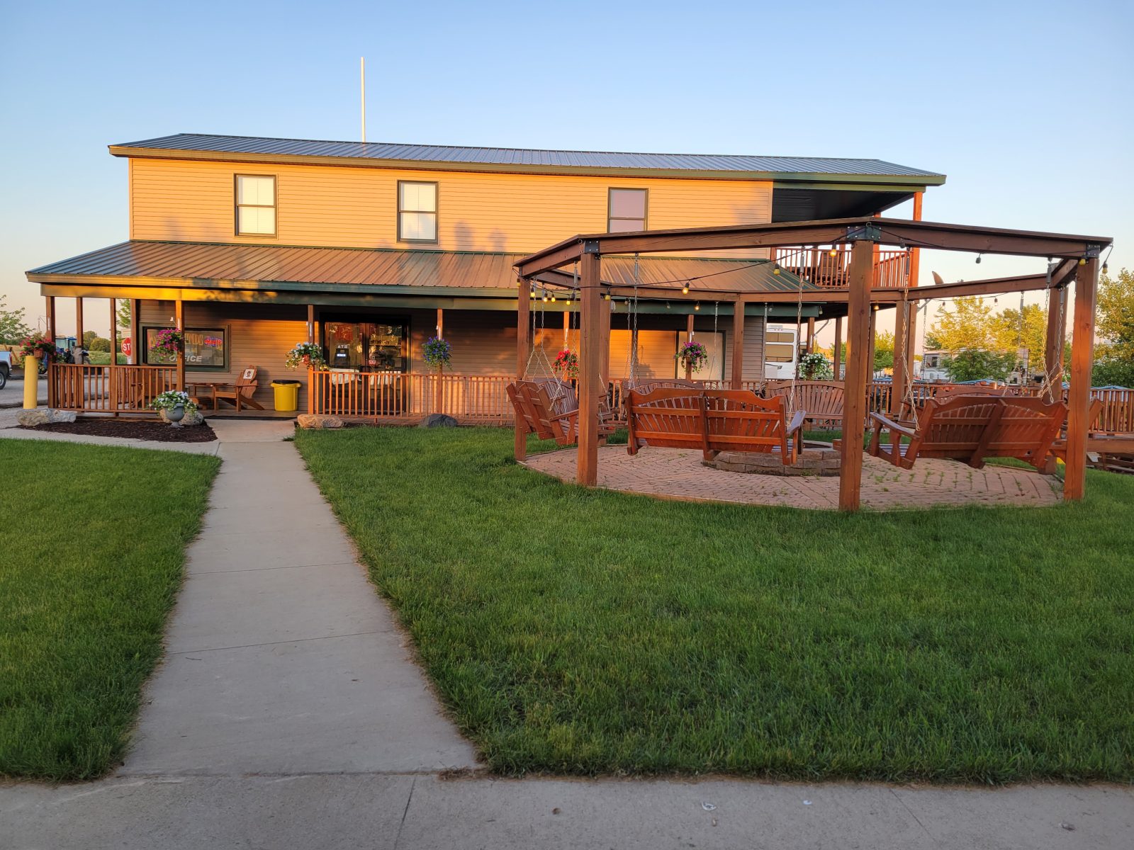 Gallery - Campgrounds-R-Us